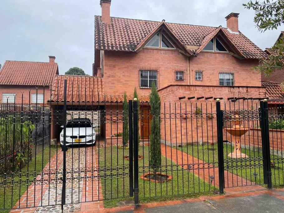 הוילה Hermosa Casa , Con Parqueadero En Rionegro Cerca Al Aeropuerto מראה חיצוני תמונה